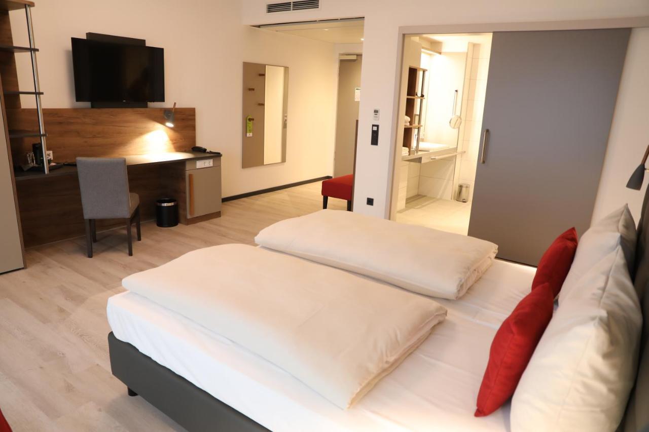 Hotel Includio Ratisbona Quarto foto
